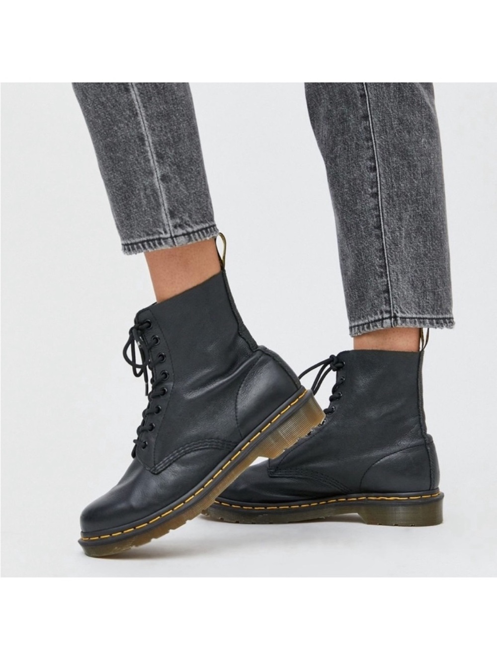 Dr Martens 1460 Pascal Virginia Lace Up Women’s Black Boots Size 8
